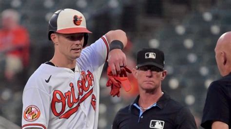 Orioles’ Ryan Mountcastle exits game against Cardinals with left shoulder discomfort, will receive imaging Thursday
